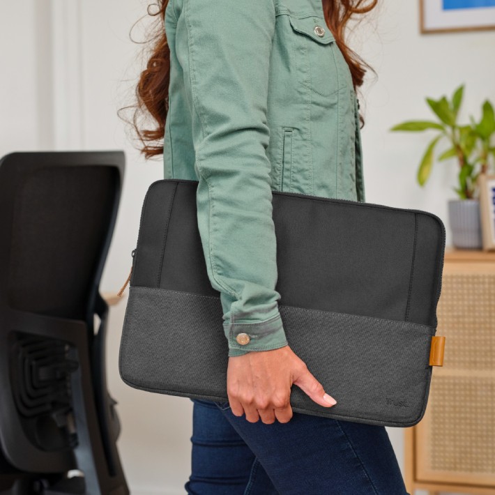 Custodia 16" - Trust Lisboa - per Laptop - Nero