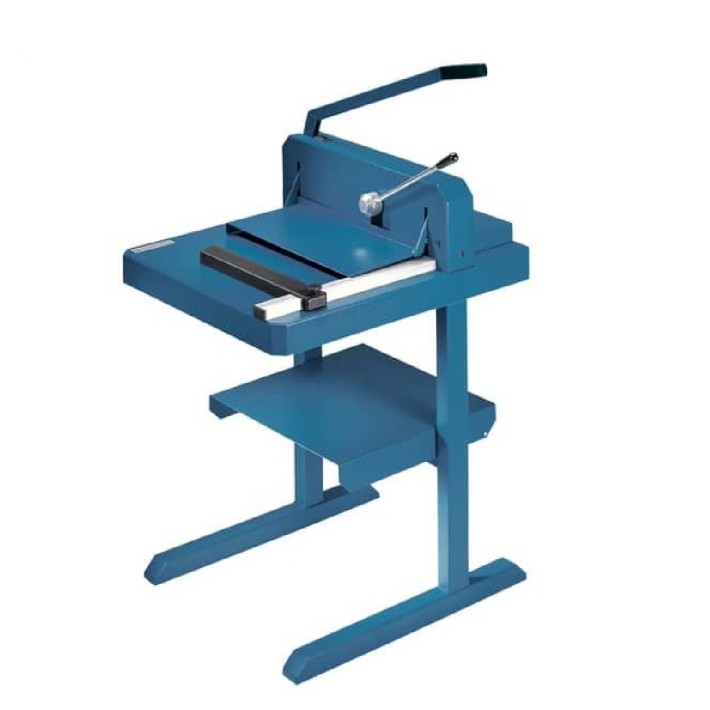 Taglierina a Leva Modello Serie 840 con Tavolo - Dimensione Piano 76 x 65 cm - Luce di Taglio 43 cm