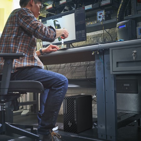 Workstation Desktop - Ideale per CAD - Hp Z1 G1i - Intel Core Ultra7 - Ram 32gb - Ssd 1TB - RTX A1000 8 GB - Win 11 Professional