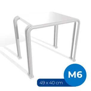 Panca da Esterno Modello Radura Essenza School 015 - Dimensioni 49x40x47 cm - In Metallo e Impilabili - Colore Bianco