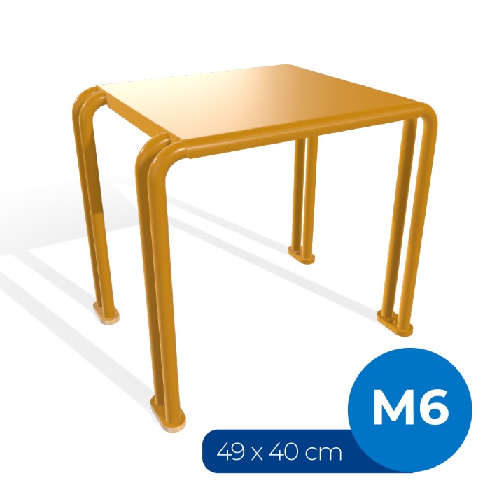 Panca da Esterno Modello Radura Essenza School 015 - Dimensioni 49x40x47 cm - In Metallo e Impilabili - Colore Giallo