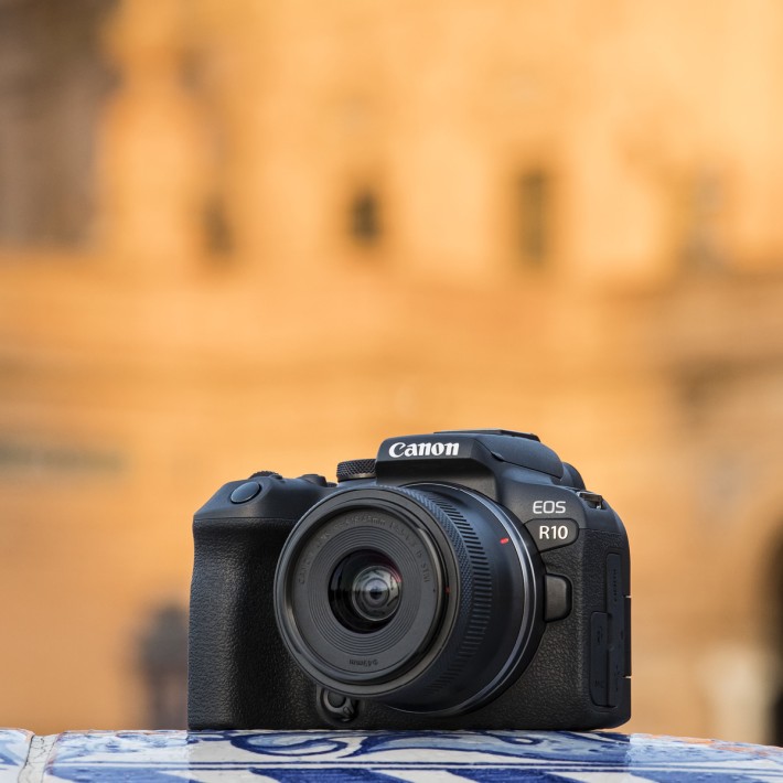 Canon EOS R10 Fotocamera Mirrorless con Obiettivo RF-S 18-150mm