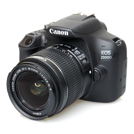 Canon EOS 2000D: Fotocamera Reflex Entry-Level con Obiettivo 18-55mm IS II