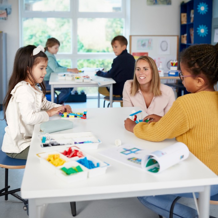 LEGO Education BricQ Motion Essential - Set Base e Individuali inclusi