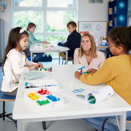 LEGO Education BricQ Motion Essential - Set Base e Individuali inclusi