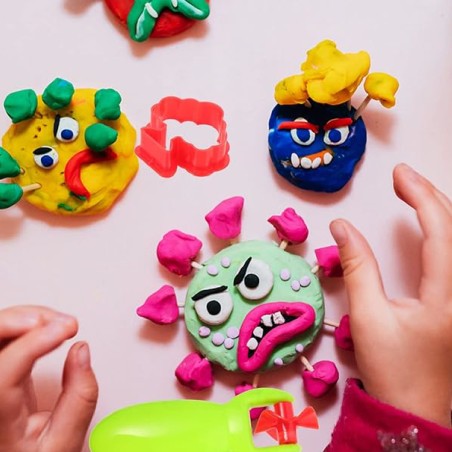 Set Gioco 18 Stoviglie in Plastica per Bambini - CWR